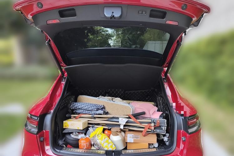 Used Porsche Macan 2022 Macan 2.0T Trunk