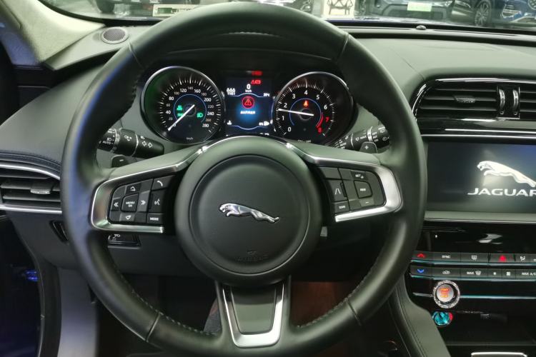 Used Jaguar F-PACE 2020 2.0T Urban Deluxe Edition
