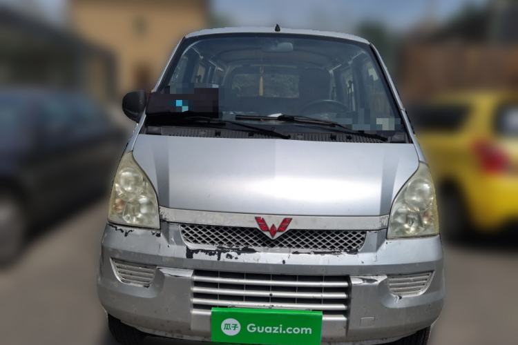 Used Wuling Rongguang 2014 1.2L S Base Model

