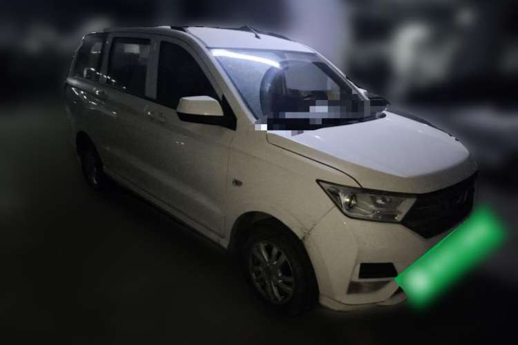 Used Wuling Hongguang 2019 1.5L S Standard Version China VI LAR
