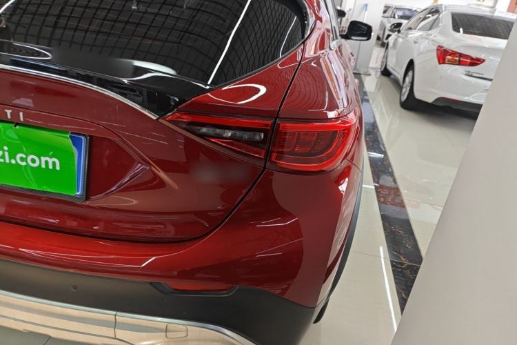 Used Infiniti QX30 2017 1.6T Two-Wheel-Drive Sport Edition