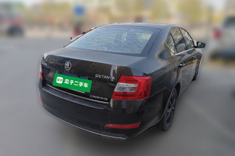 Used Skoda Octavia 2017 1.6L Manual Smart Drive Edition