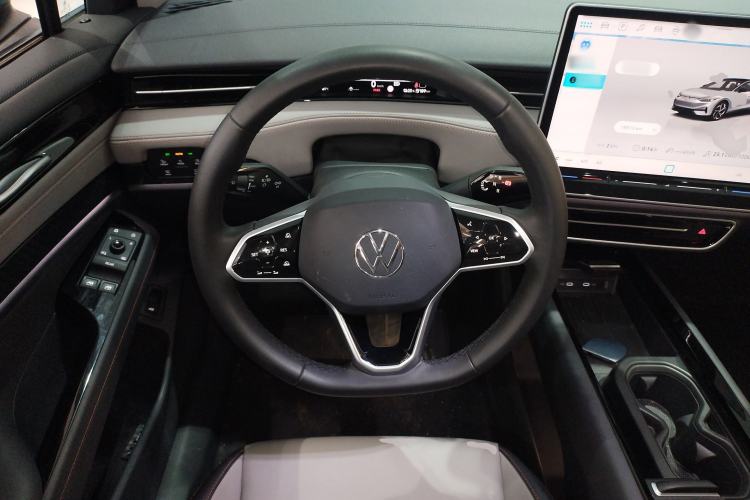 Used Volkswagen ID.7 VIZZION 2024 AIR model
