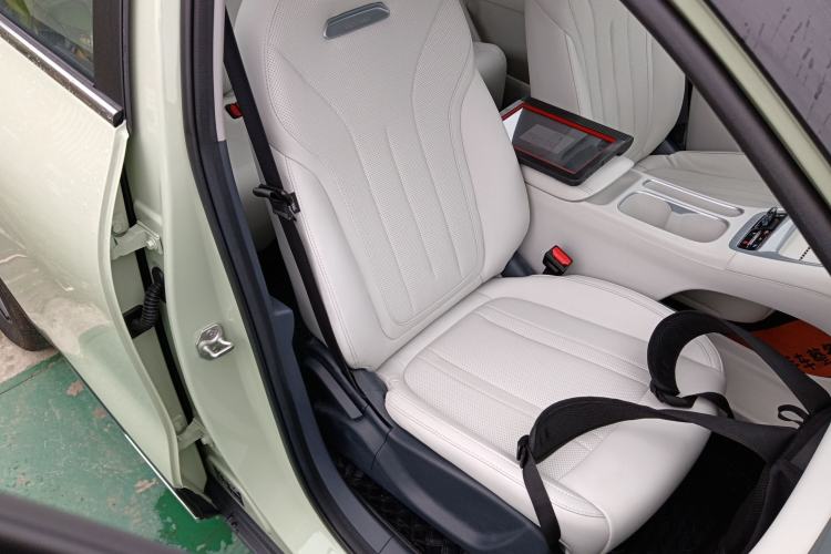 Used Geely Galaxy Geome 2025 UP 410km Exploration+ Edition