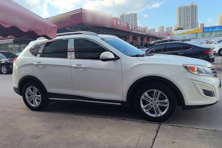 Used GAC Trumpchi GS5 2013 1.8T Automatic Two-Wheel Drive Elite Edition
