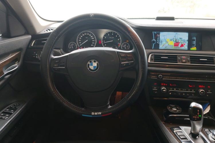 Used BMW 7 Series 2009 730Li Luxury Model Steering Wheel