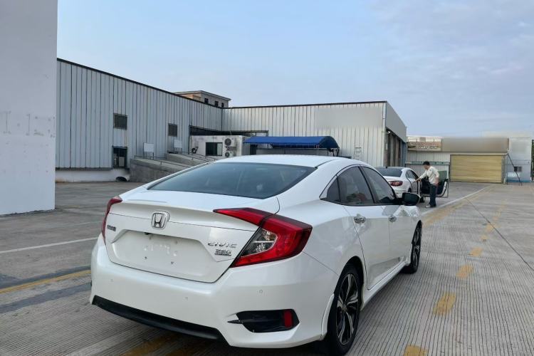 Used Honda Civic 2016 220TURBO CVT Prestige Edition