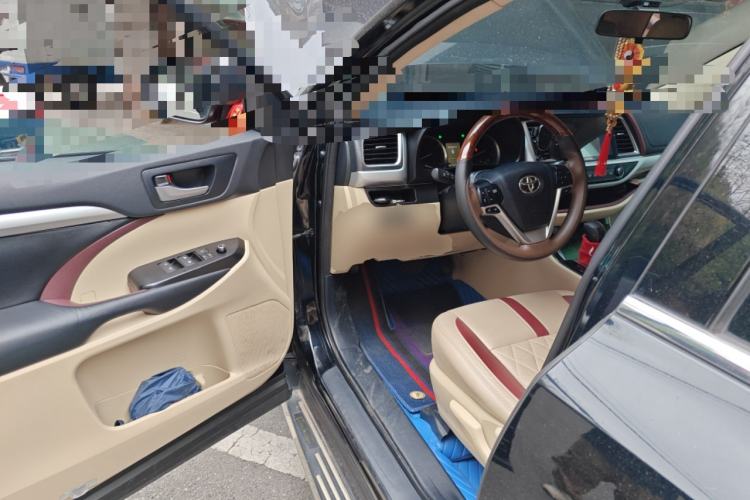 Used Toyota Highlander 2017 2.0T Two-Wheel Drive Elite Edition 5 Seats
