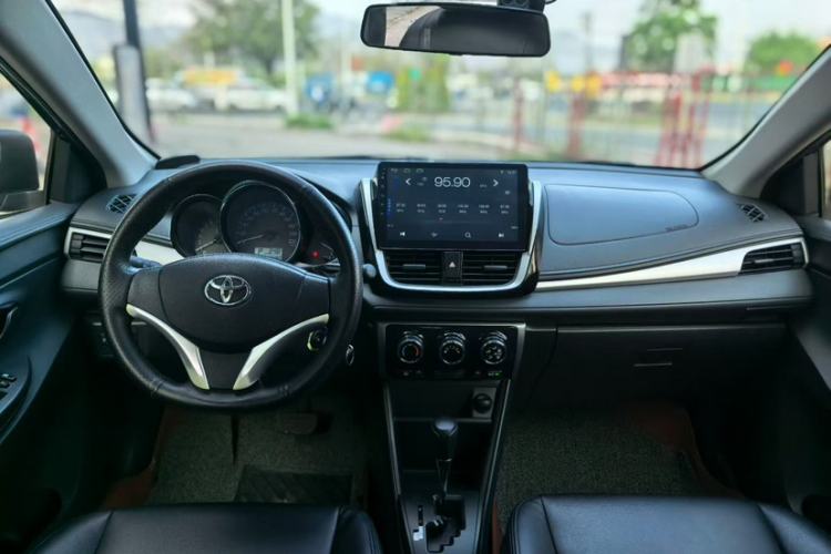 Used Toyota Vios FS 2017 1.5L CVT Fengchi Edition Interior 4