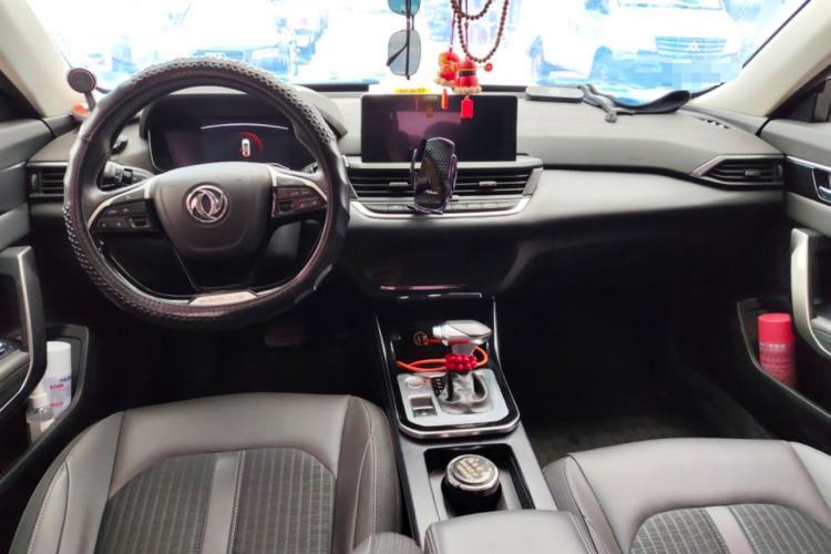 Used Dongfeng Aeolus Yixuan 2020 230T Automatic Cool Edition Center Console