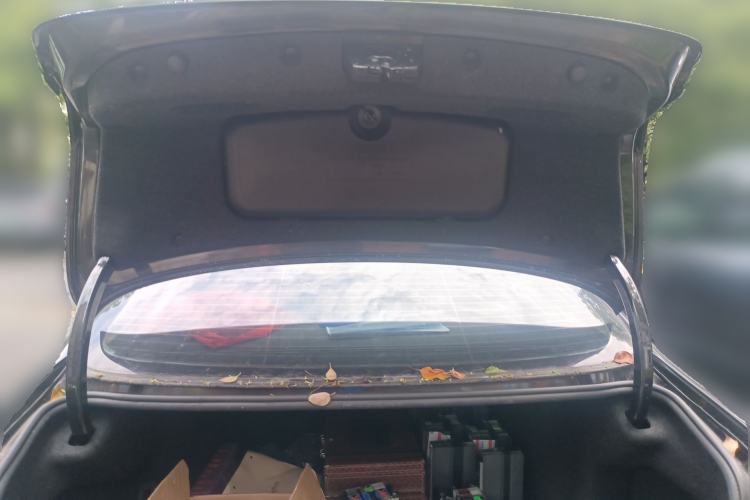 Used BMW 5 Series 2014 520Li Elegant Model Trunk