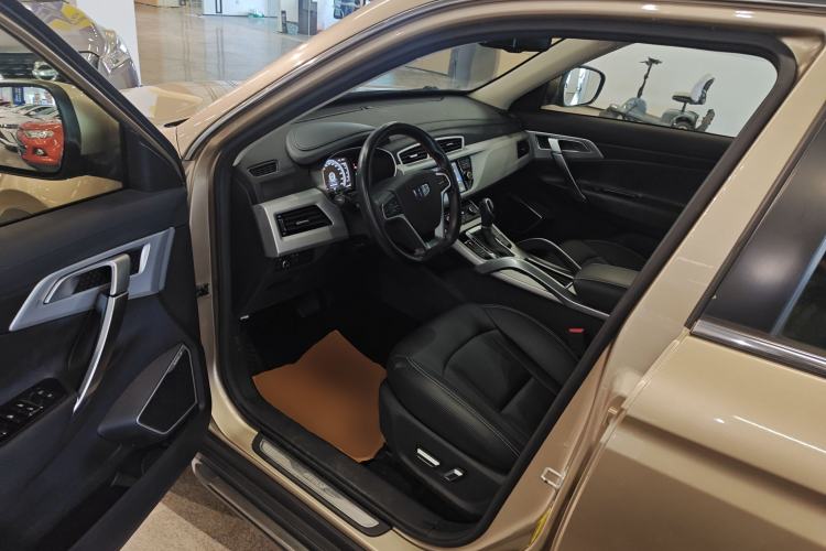 Used Geely Auto Emgrand X7 Sport 2016 1.8TD Automatic Smart Model