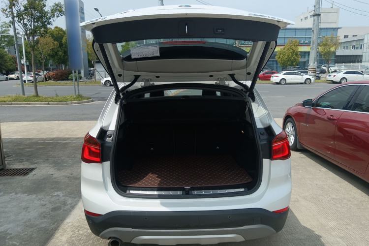 Used BMW X1 2019 sDrive18Li Premium Edition Trunk