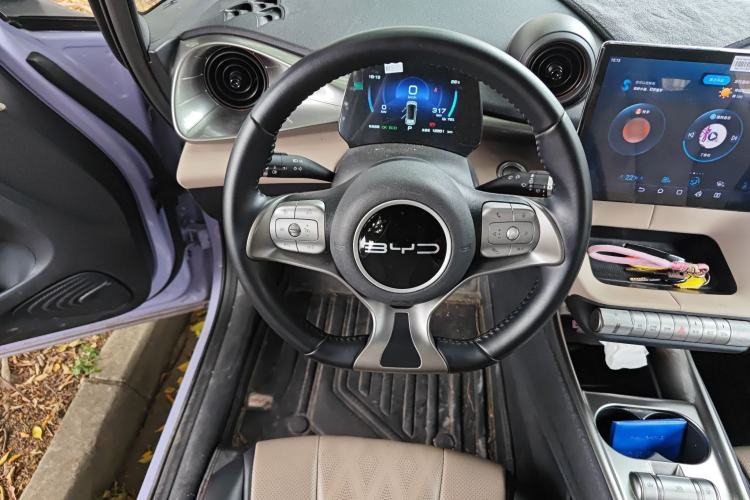 Used BYD Dolphin 2023 420 km Fashion Edition
