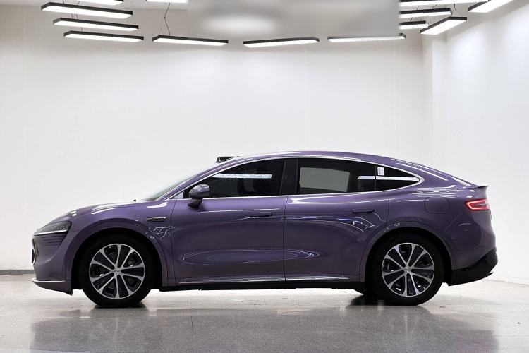 Used Hima Luxeed R7 2024 All-Electric 802 km Max
