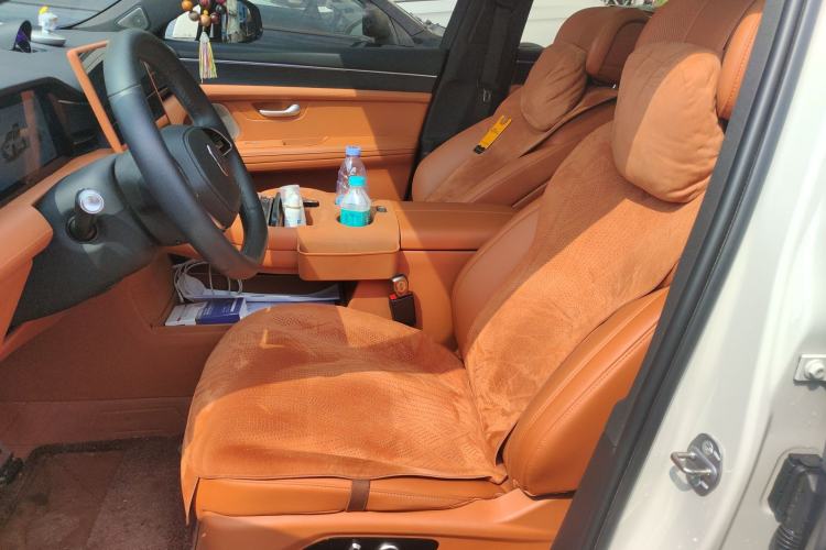 Used Hima AITO M5 2025 All-Electric Ultra Rear-Wheel-Drive Version Left Front Seat