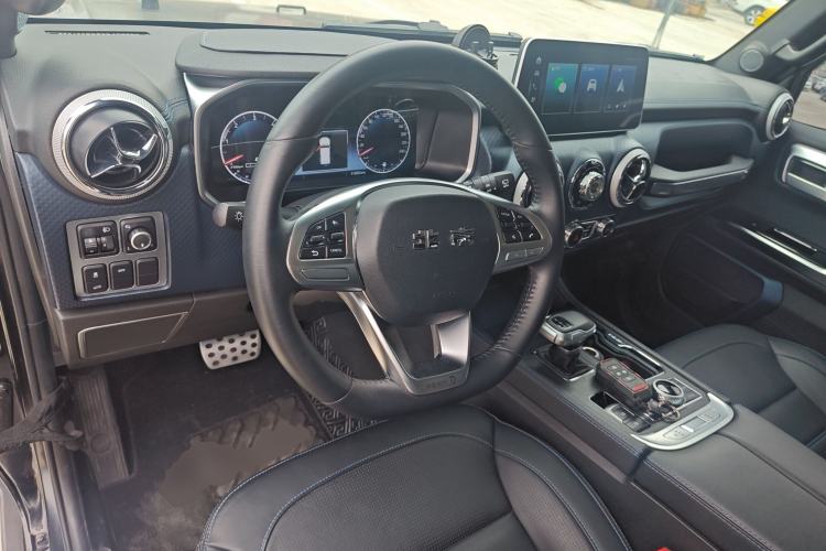 Used BAIC Off-Road BJ40 2023 2.0D Automatic Four-Wheel Drive Blade Hero Edition Adventurer Type
