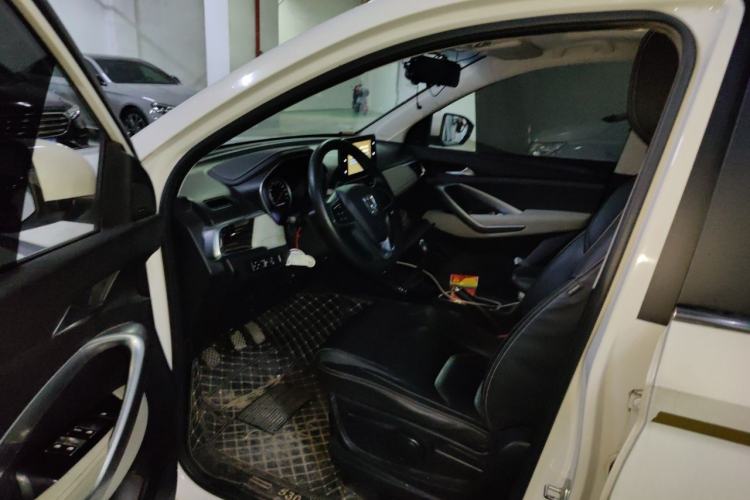 Used Baojun 530 2018 1.5T Manual Luxury Version National V

