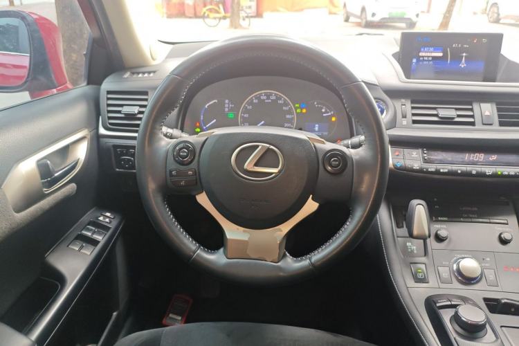Used Lexus CT 2014 CT200h Comfort Edition Monochrome
