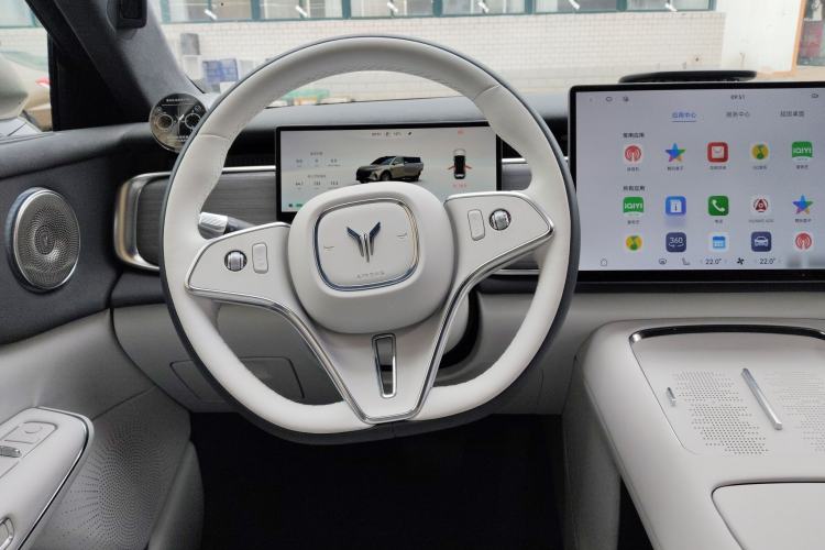 Used VOYAH COURAGE 2025 Model Rear-Drive Qiankun Edition
