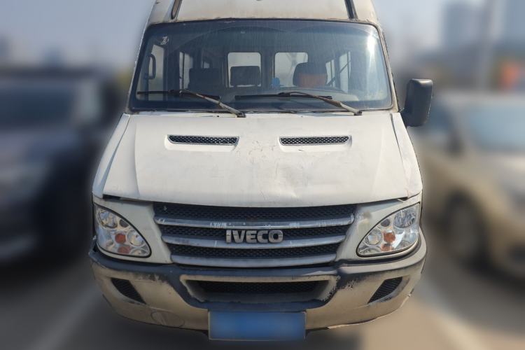 Used Iveco Power Daily  Front