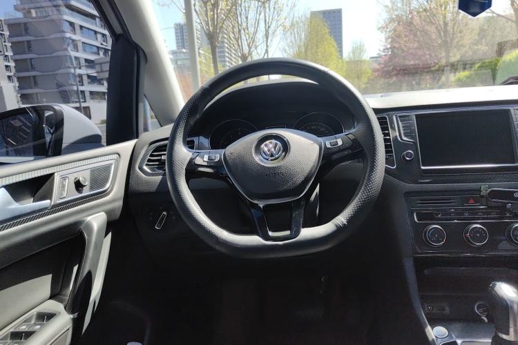 Used Volkswagen Golf Sportsvan 2016 280TSI Automatic Luxury Model