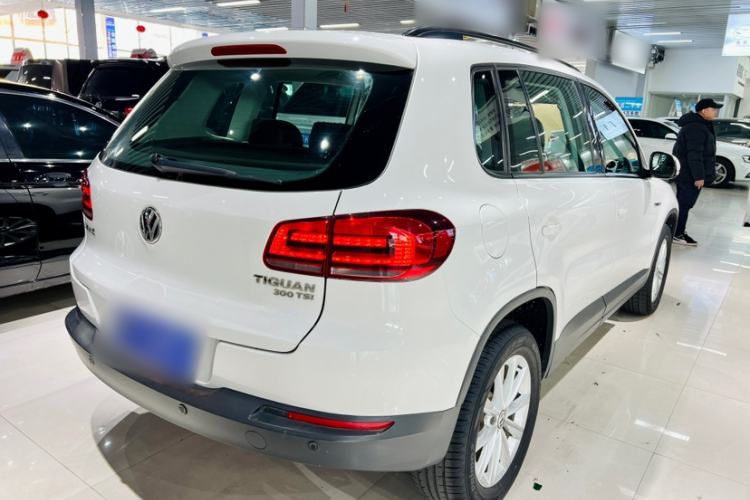 Used Volkswagen Tiguan 2016 300TSI Automatic All-Wheel Drive Fashion Vision Edition Exterior 5