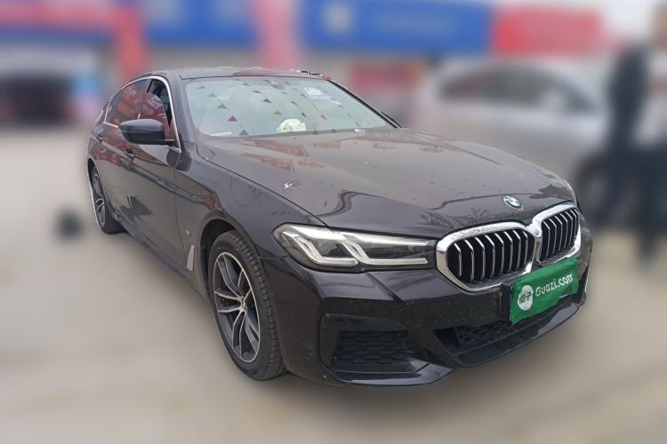 Used BMW 5 Series 2022 Restyled 525Li M Sport Package Front Right 45 Deg