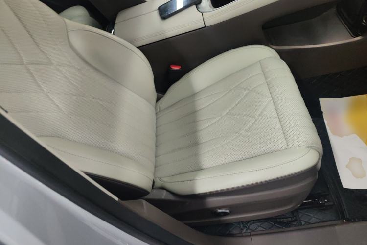 Used EXEED Stellar C-DM 2024 1.5T Long-Range Pro
