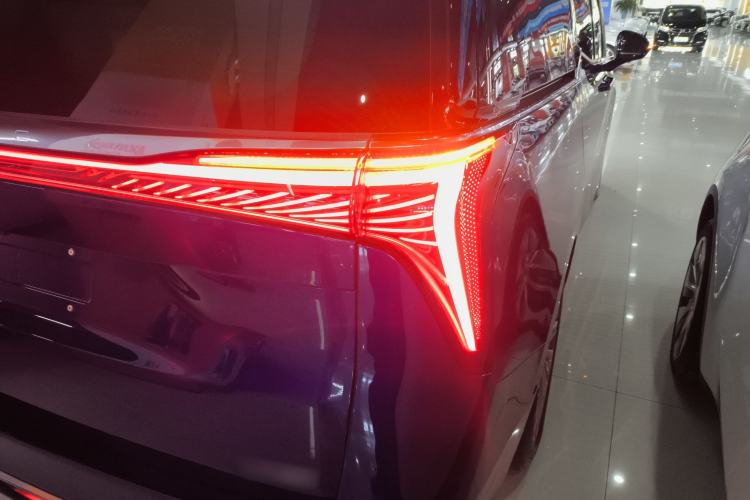 Used Buick Century 2023 2.0T Six-Seater Yinshi Edition
