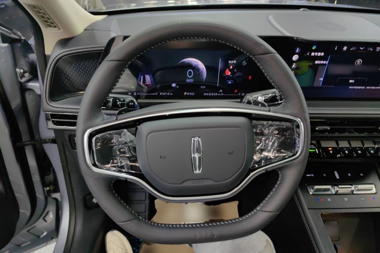 Used Lincoln Corsair 2023 2.0T Two-Wheel Drive Luxury Edition
