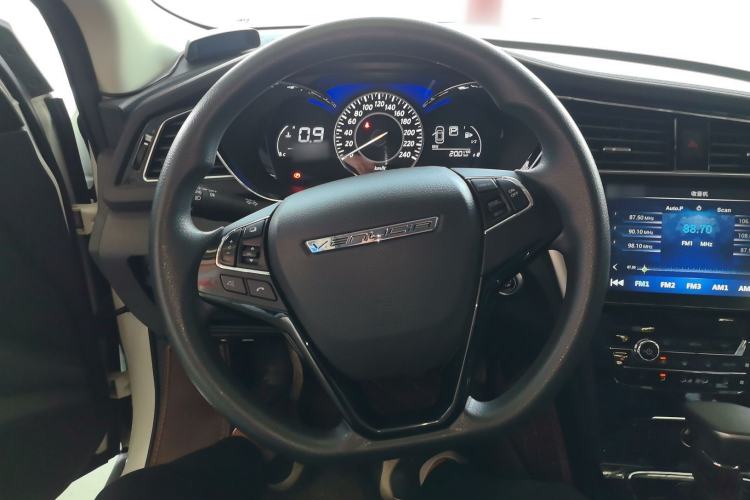 Used Venucia D60 2020 1.6L XL CVT Enjoyment Edition