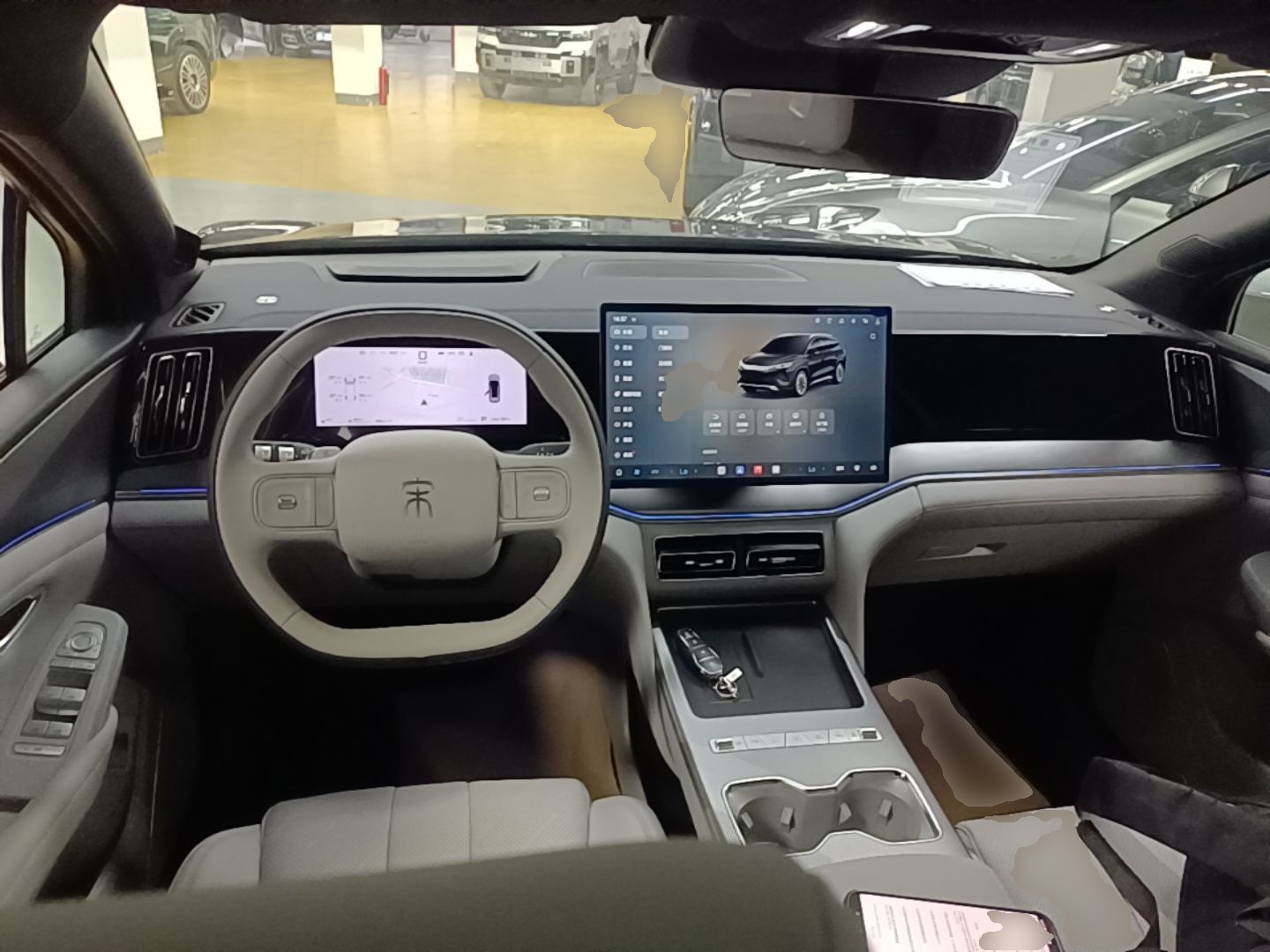 BYD Song Ultra EV 2026 Model DM-i 205KM Superior Edition — снимка 12