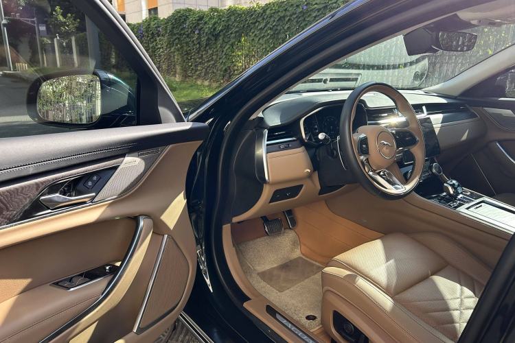 Used Jaguar XFL 2023 XFL 2.0T P250 Two-Wheel-Drive Luxury Deluxe Edition