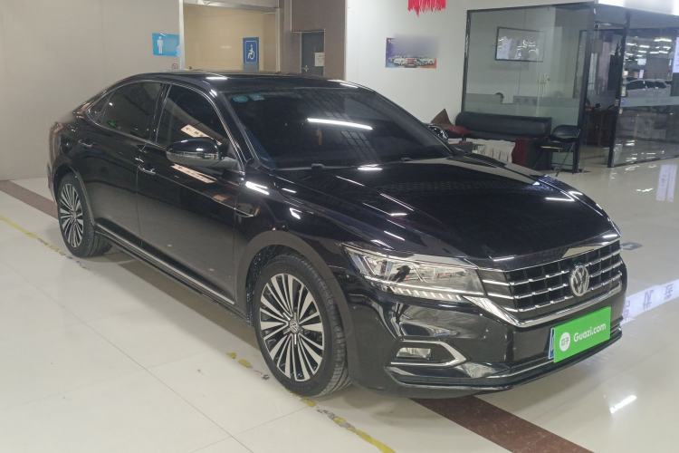 Used Volkswagen Passat 2019 380TSI Luxury Edition China VI Standard
