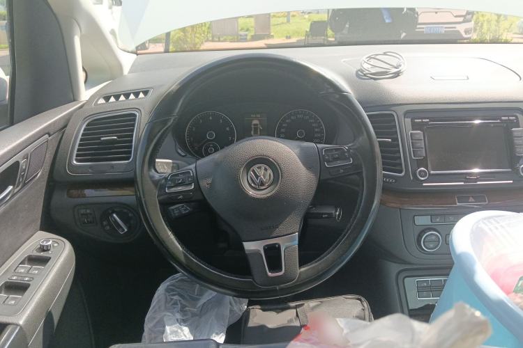 Used Volkswagen Sharan 2013 1.8TSI Comfort Model Euro IV
