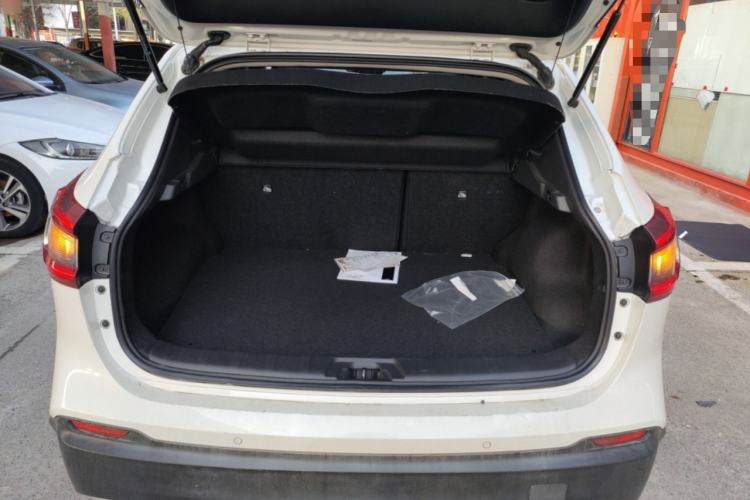 Used Nissan Qashqai 2022 2.0L CVT XV Premier Luxury Edition Trunk