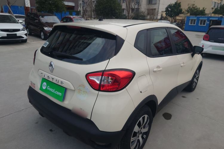 Used Renault Captur 2015 1.2T Automatic Standard Edition
