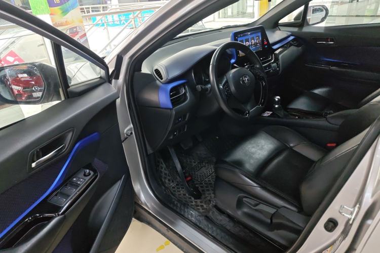 Used Toyota IZOA 2018 2.0L Yichi Edition China V Standard Driver Seat