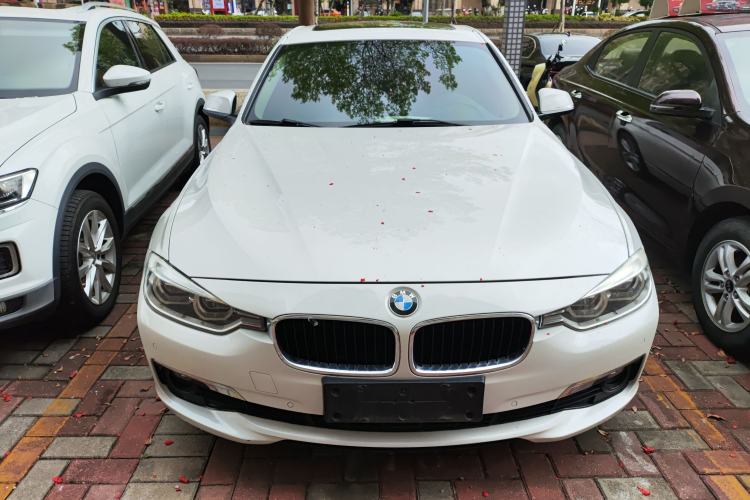 Used BMW 3 Series 2017 320Li Fashion Model
