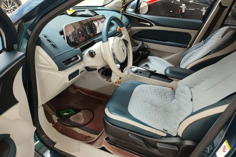 Used ORA Good Cat 2021 400km Standard Range Muse Edition Lithium Iron Phosphate Driver Seat