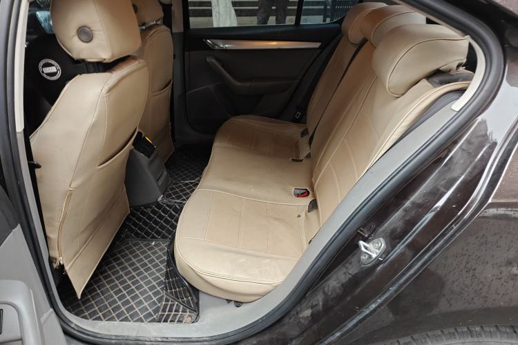 Used Skoda Octavia 2015 1.6L Manual Yijie Edition