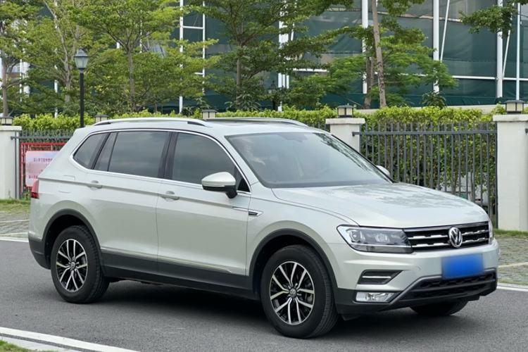 Used Volkswagen Tiguan L 2018 330TSI Automatic Two-Wheel Drive Luxury Edition