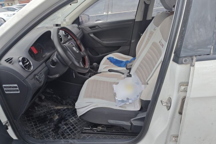 Used Volkswagen Jetta 2017 1.5L Manual Fashion Edition
