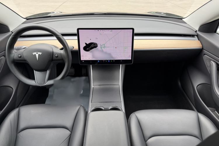 Used Tesla Model 3 2019 Long-Range Rear-Wheel-Drive Version