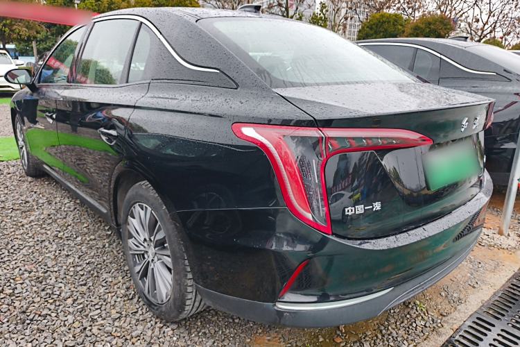 Used Hongqi E-QM5 2022 431 km Charge & Enjoy Edition