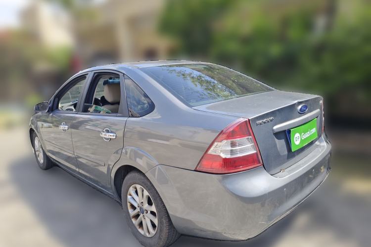 Used Ford Focus 2011 Sedan 1.8L Automatic Fashion Edition
