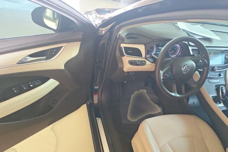 Used Buick LaCrosse 2018 30H Elite Edition