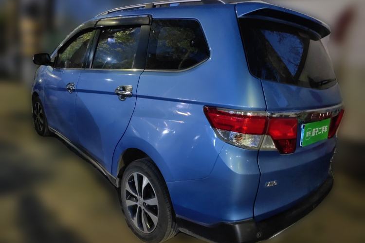 Used Venucia M50V 2017 1.6L XL CVT Luxury Edition
