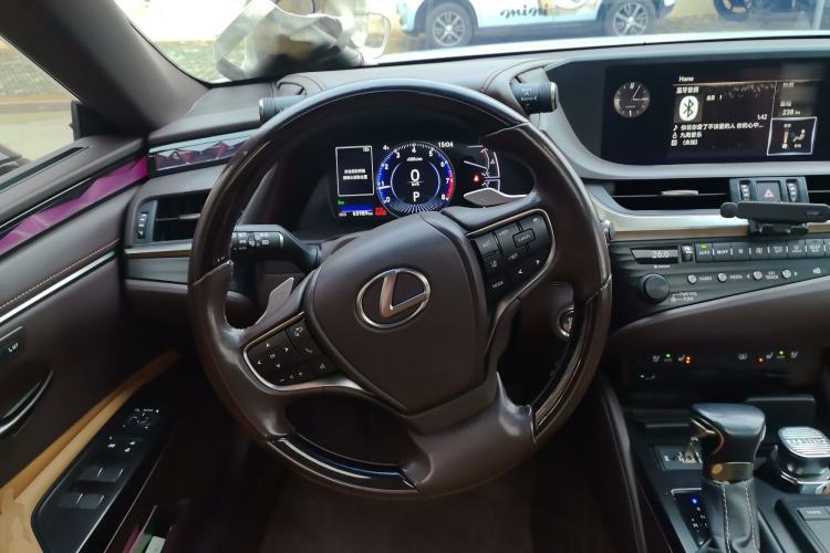 Used Lexus ES 2020 200 Luxury Edition